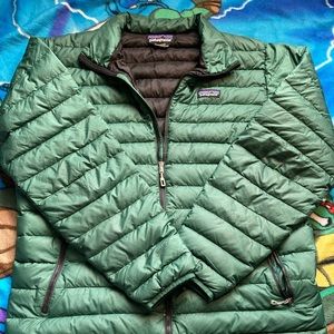 Patagonia Puffer Jacket size L men’s